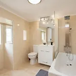 Principe Real 2 Bedrooms 2 Bathrooms, Air-con, Wi-fi, 2nd Floor Apartamento