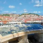 Apartamento Principe Real 2 Bedrooms 2 Bathrooms, Air-con, Wi-fi, 2nd Floor *