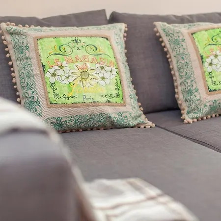 Principe Real 2 Bedrooms 2 Bathrooms, Air-con, Wi-fi, 2nd Floor Apartamento