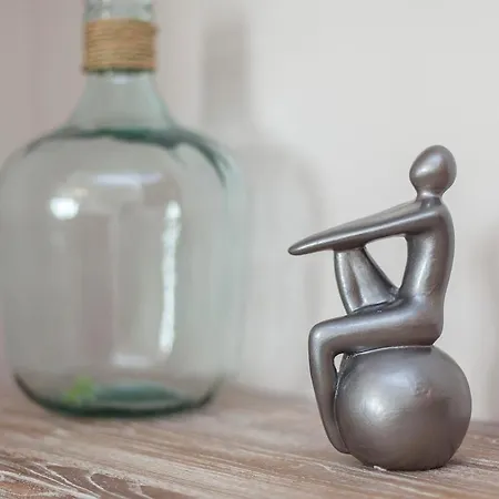 Principe Real 2 Bedrooms 2 Bathrooms, Air-con, Wi-fi, 2nd Floor *